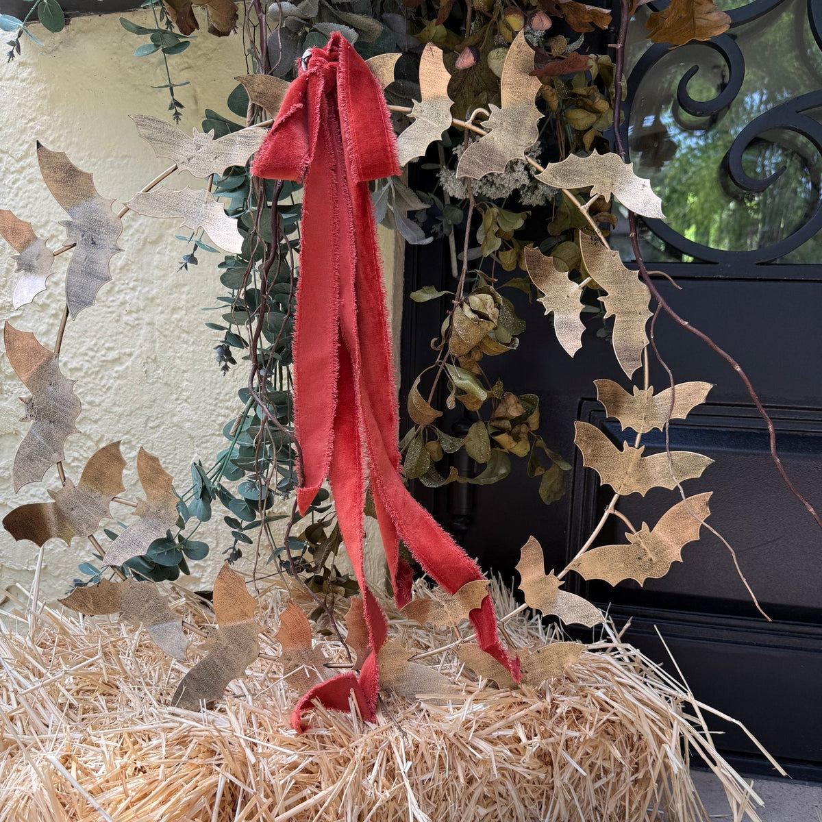 Antique Gold Metal Bat Wreath