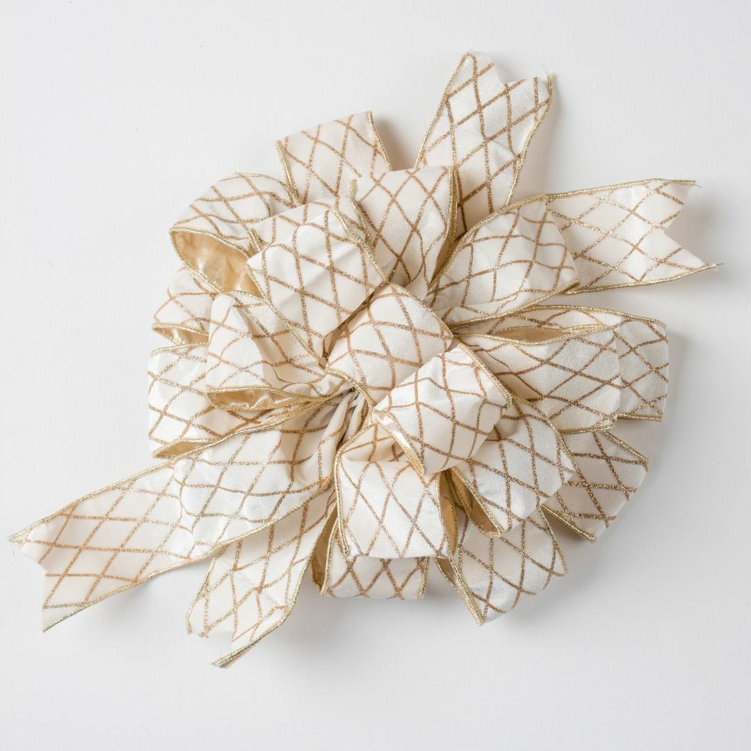 Diamond Lattice Pre-made Decorative Bow