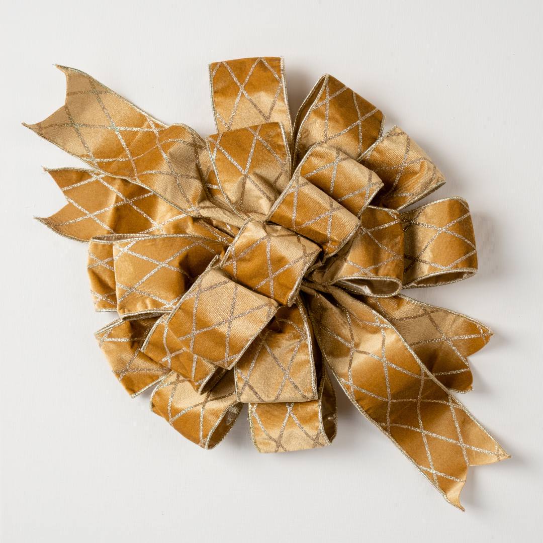 Diamond Lattice Pre-made Decorative Bow