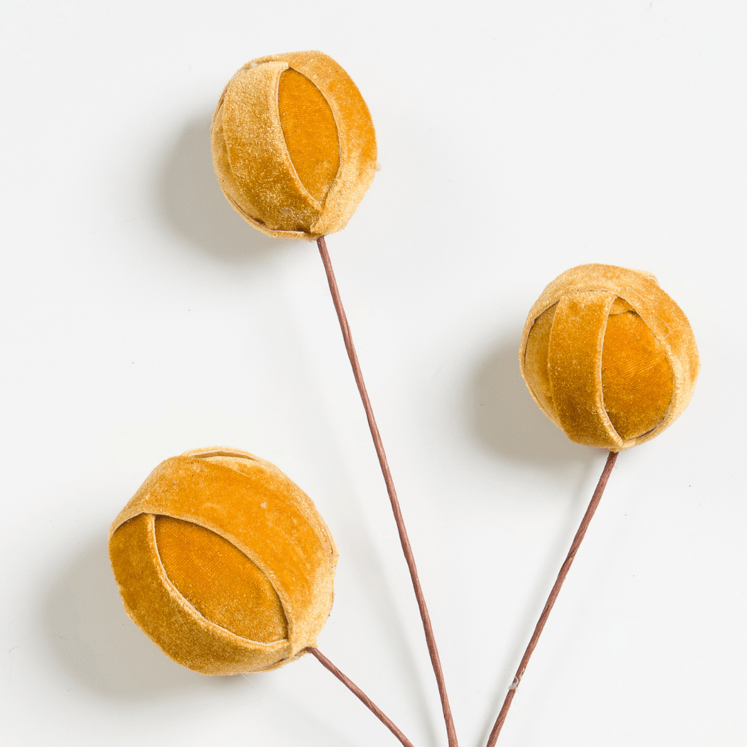 Gold Velvet Ornament Pick