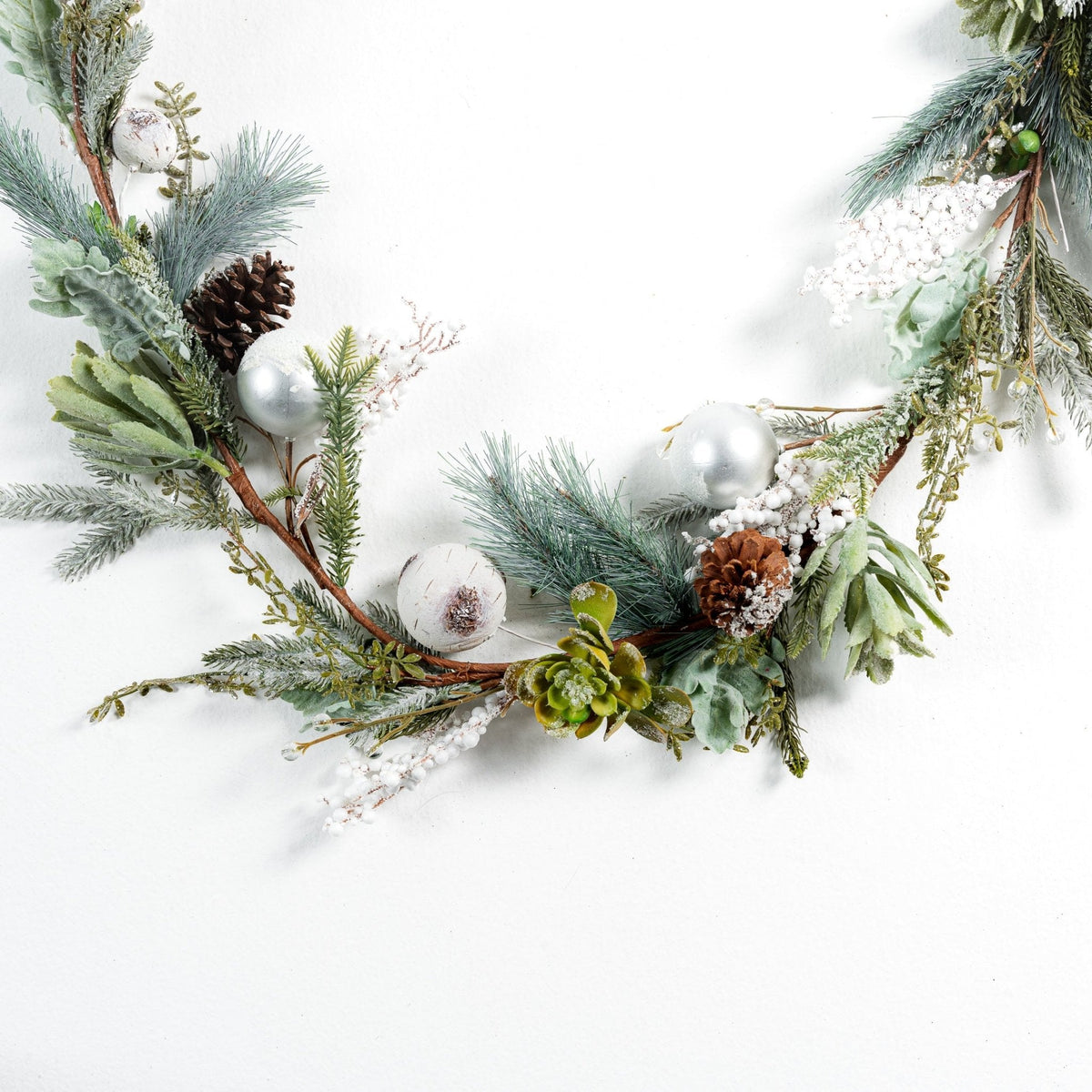 Green Natural Garland with Pine & Succulents - 6ft