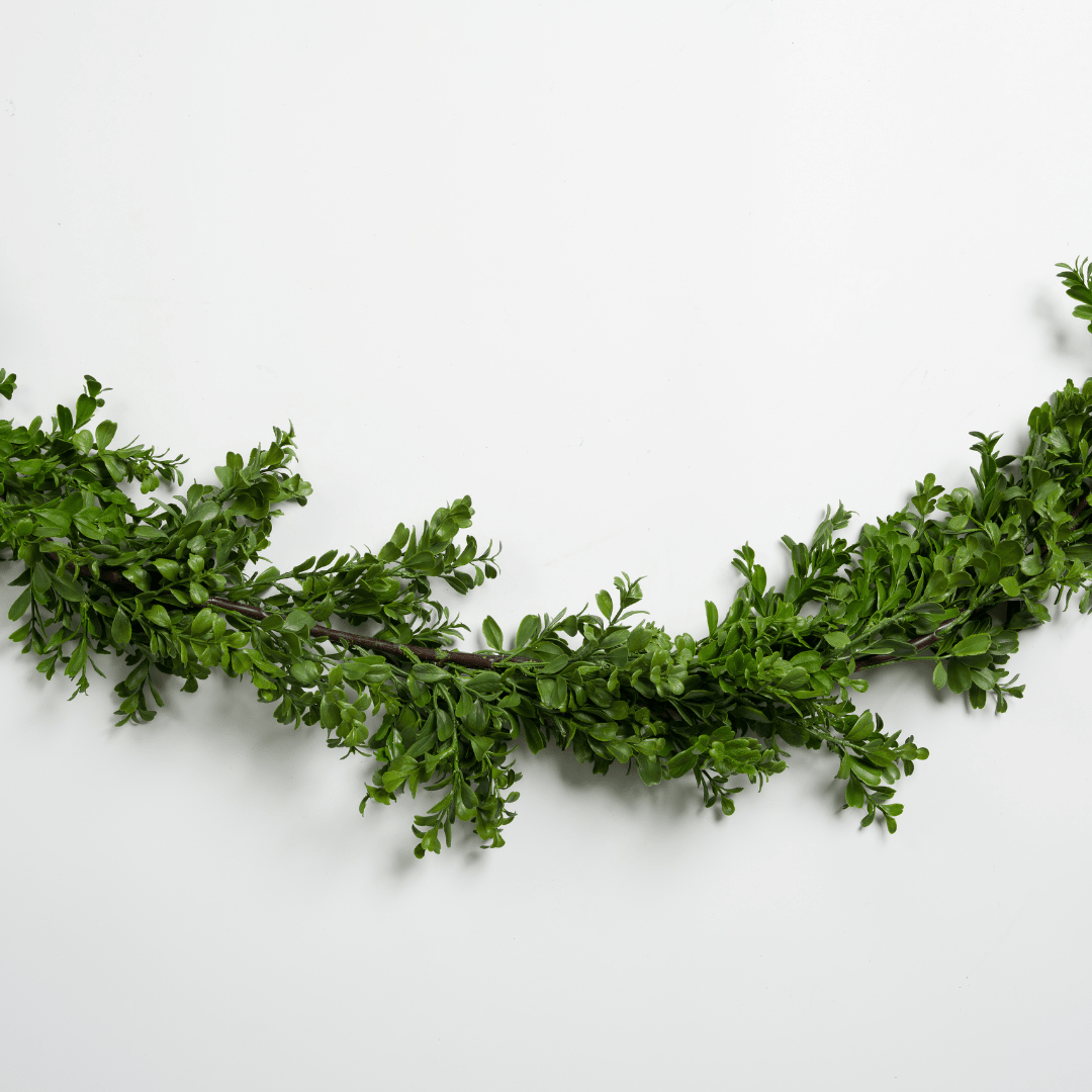 Green Real Touch Boxwood Garland 9 ft