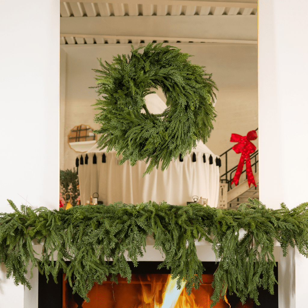 Green Real Touch Mixed Leaves Wreath 30"