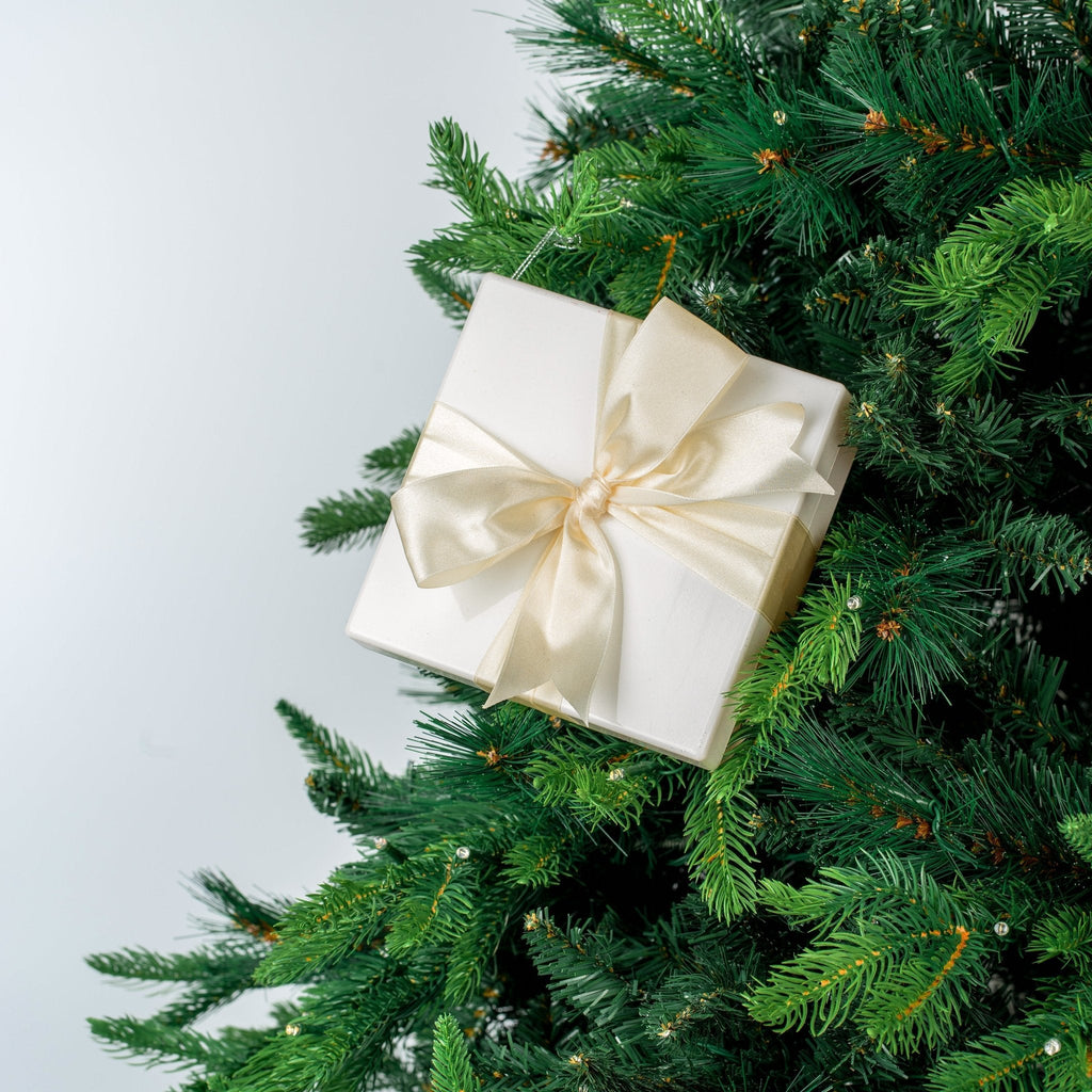 Matte Gift Box Ornament