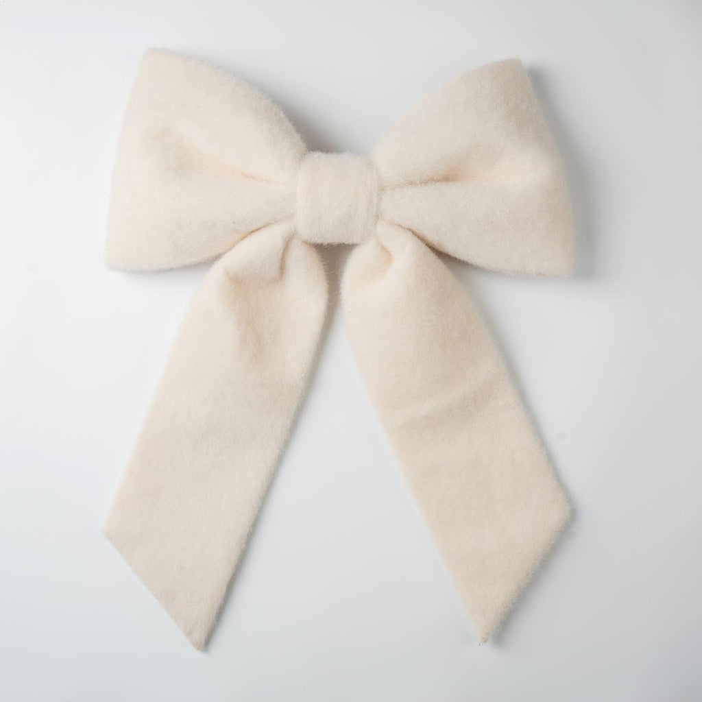 Oversized Bow Ornament (24 inches)