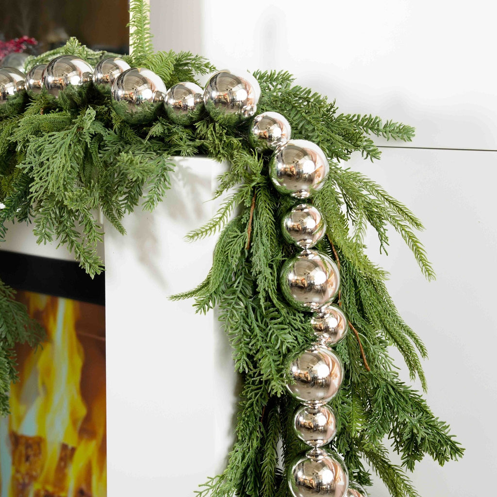 Shiny Ball Garland