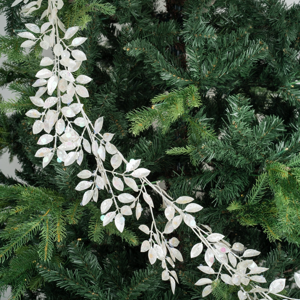 White Winter Frosted Flower Garland